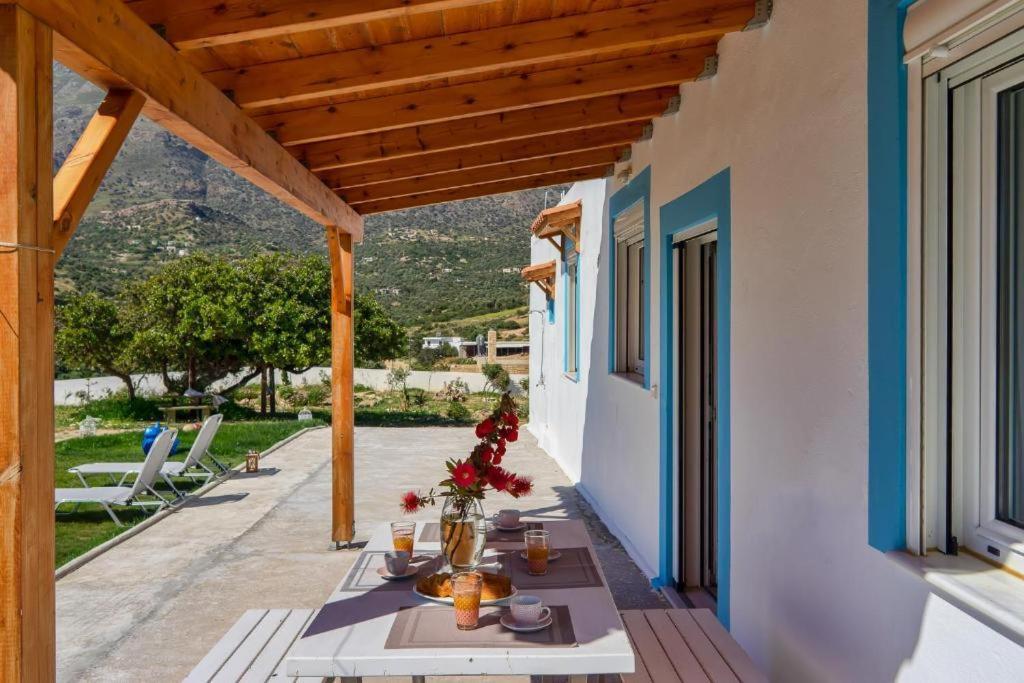 Villa George Sea View With Pool - Triopetra Exteriör bild