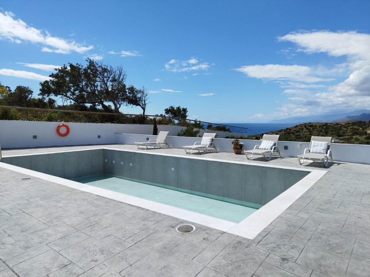 Villa George Sea View With Pool - Triopetra Exteriör bild